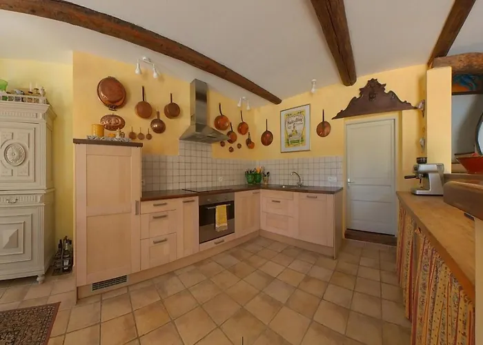 Bijou- Charming Traditional With Pool In Minervois * Saint-Jean-de-Minervois
