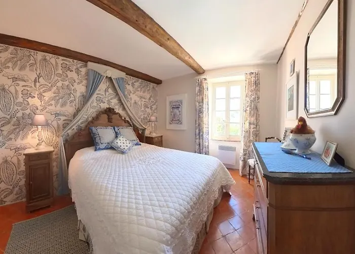 Bijou- Charming Traditional With Pool In Minervois Saint-Jean-de-Minervois