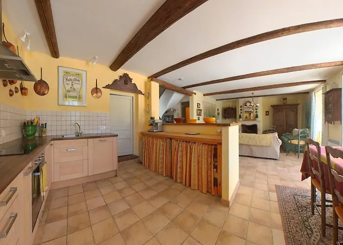 Bijou- Charming Traditional With Pool In Minervois *