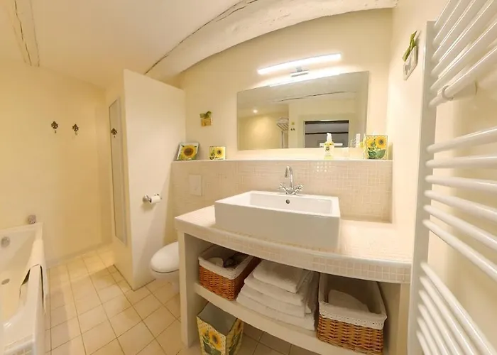 Villa Bijou- Charming Traditional With Pool In Minervois *